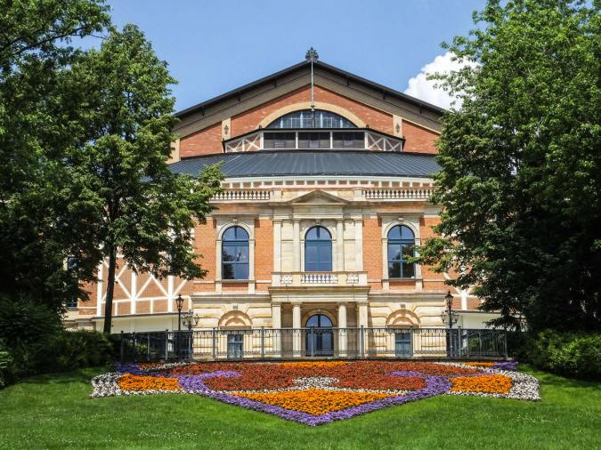 Foto: Festspielhaus von Bayreuth