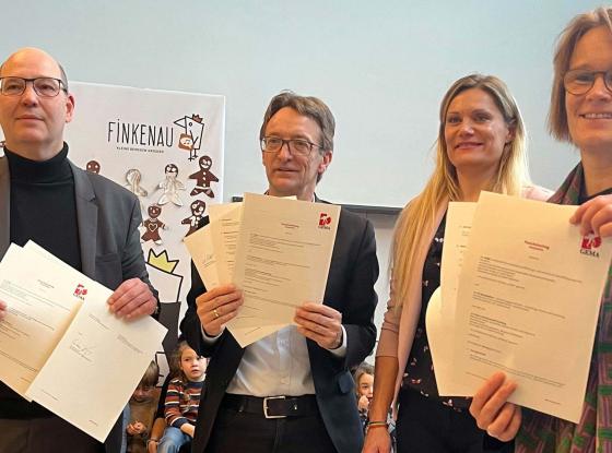 Unterzeichnung des Pauschalvertrags zwischen der Freien und Hansestadt Hamburg, der VG Musikedition und der GEMA